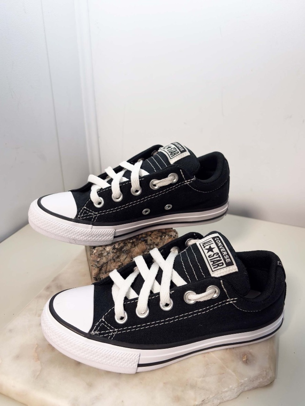 Converse Chuck Taylor All Star Street Kids Size 1 Black White Low Top A01696F